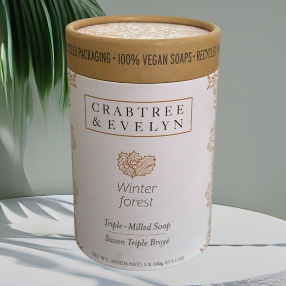 Crabtree & Evelyn Winter Forest Triple Milled 3 Bar Soap Round in Gift Box - Picture 2 of 4
